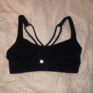 Black lululemon bra 🍋